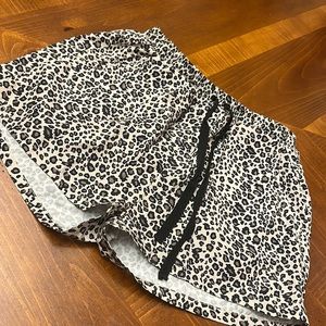 Shinestar Leopard Print Shorts Size Small